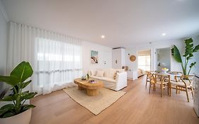 Iluka Luxe Accommodation, Relaxed Coastal Vibe